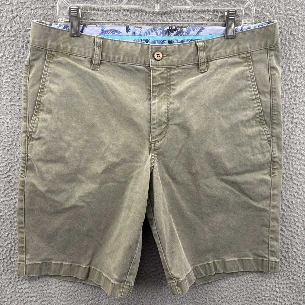 Tommy Bahama Shorts Mens 34 Green Chino Flat Front Cotton Tencel Stretch Golf